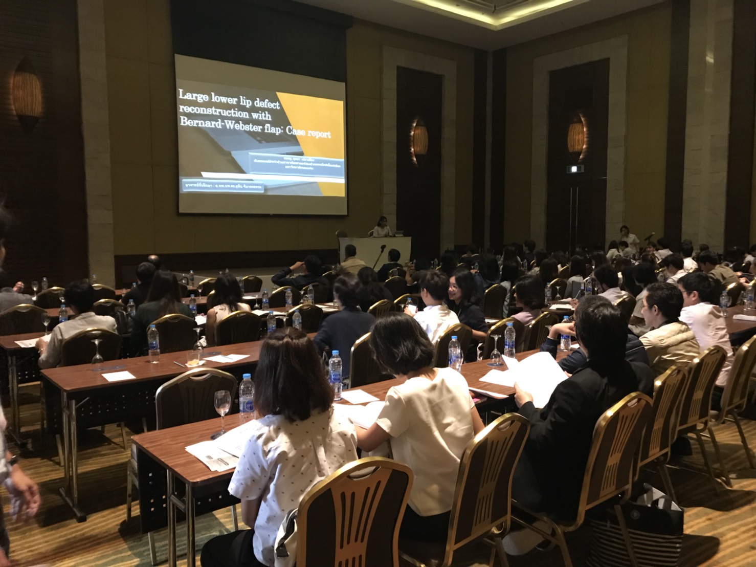 แผนกทันตกรรม ร่วมออกบูธแสดงสินค้าที่งานประชุมฯ สมาคมศัลยศาสตร์และแม็กซิโลเฟเซียลแห่งประเทศไทย ในพระบรมราชูปถัมภ์