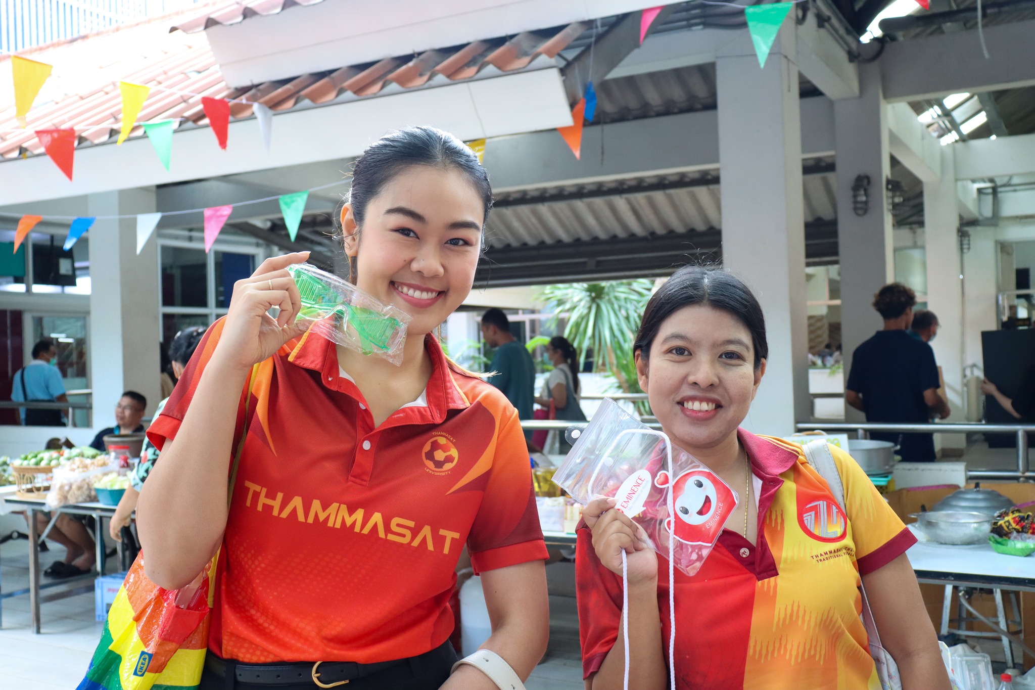 ร่วมจัดกิจกรรมบริจาคโลหิต ต้อนรับวันสงกรานต์